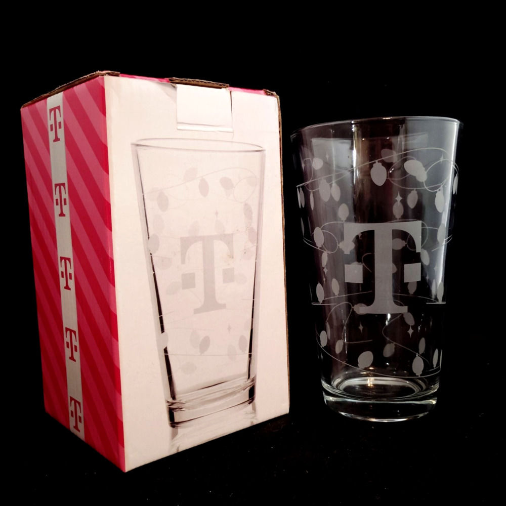 NWT T-Mobile 2024 Holiday Pint Glass 16oz Etched Christmas Lights, In Box